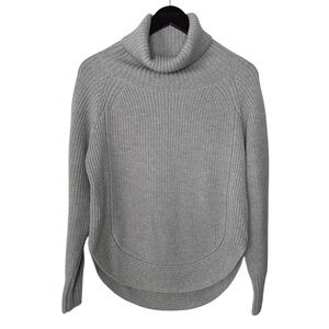 NWOT Aritzia Wilfred Free Women's Long Sleeve Wool Knit Asianna Sweater XS Gray
